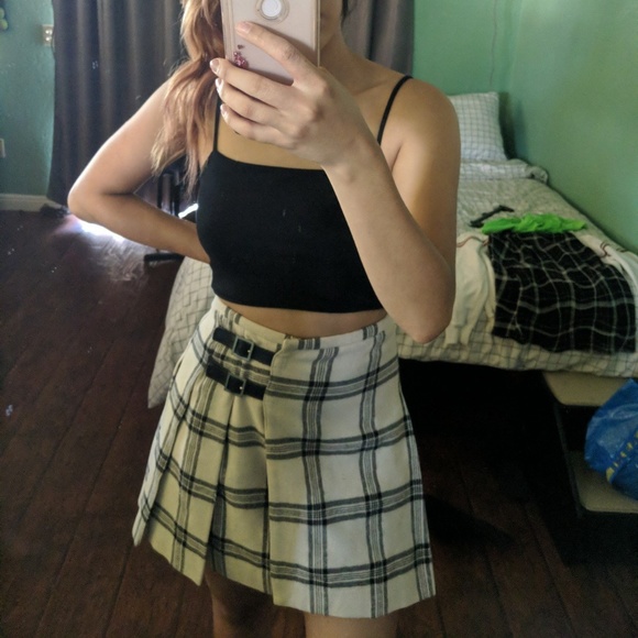 💞🖋️ plaid belted aline skirt 💞🖋️ - Picture 2 of 3